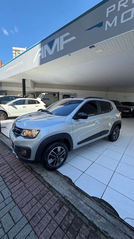 Renault KWID OUTSIDER 1.0 Flex 12V 5p Mec.