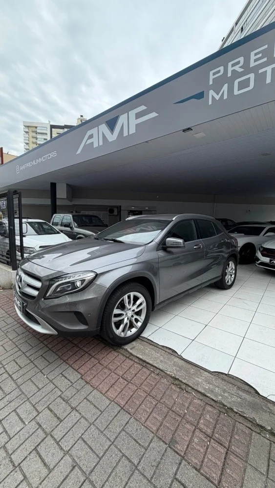Mercedes-Benz GLA 200 Vision 1.6/1.6 TB 16V Flex Aut.